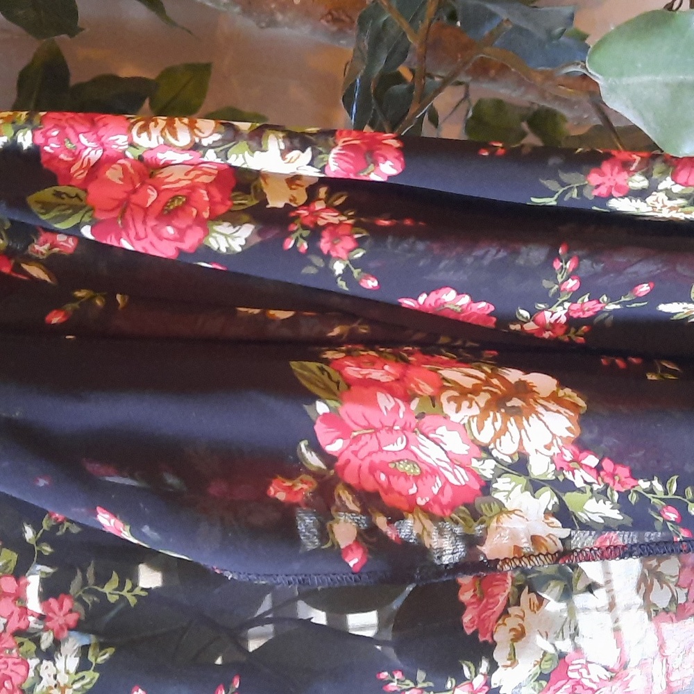 Beautiful Sheer Black Jacket with Roses - Picture 3 of 3